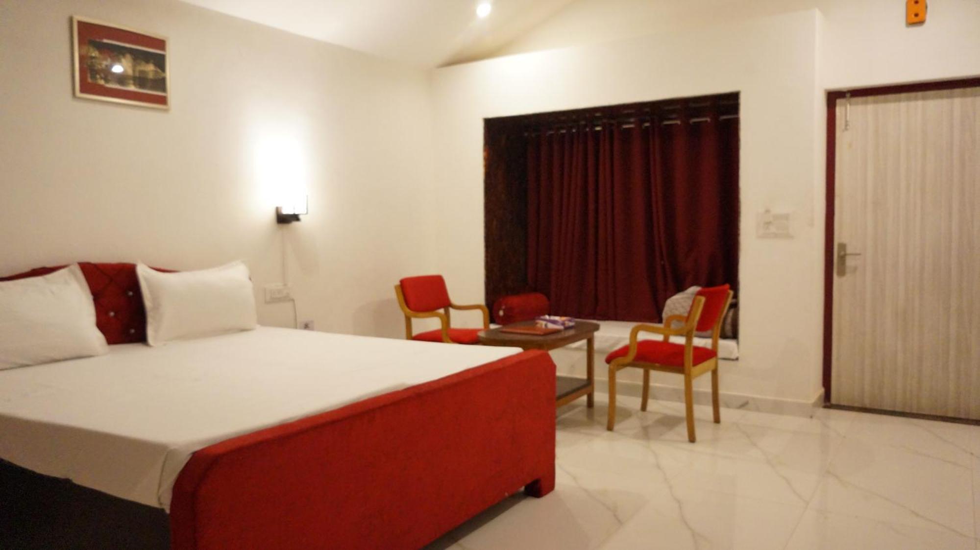 Wow Relish Hotel อัลวาร์ ภายนอก รูปภาพ