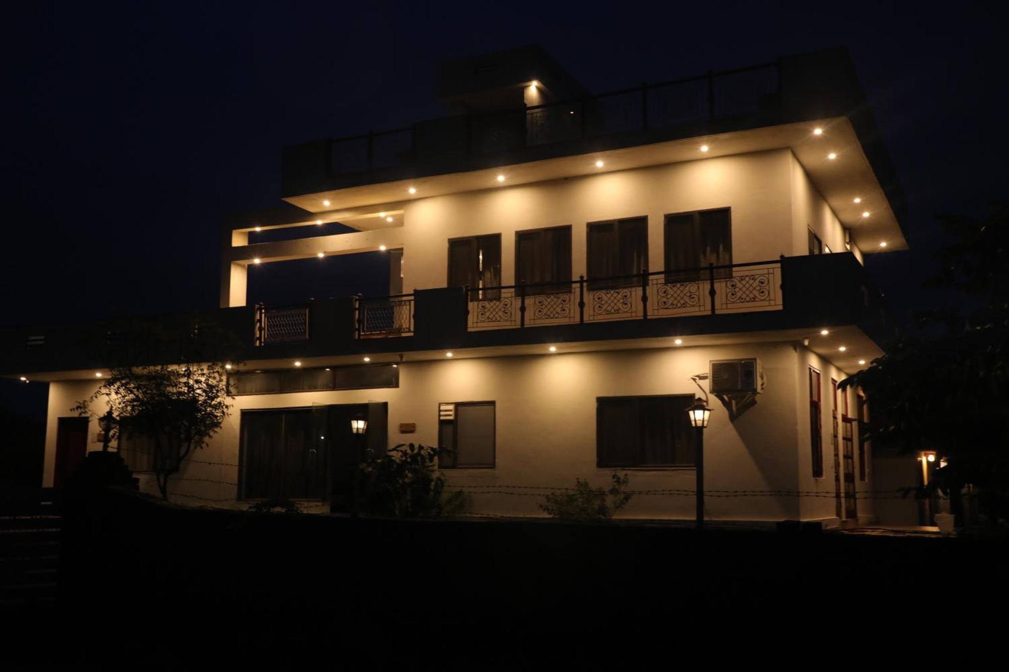 Wow Relish Hotel อัลวาร์ ภายนอก รูปภาพ