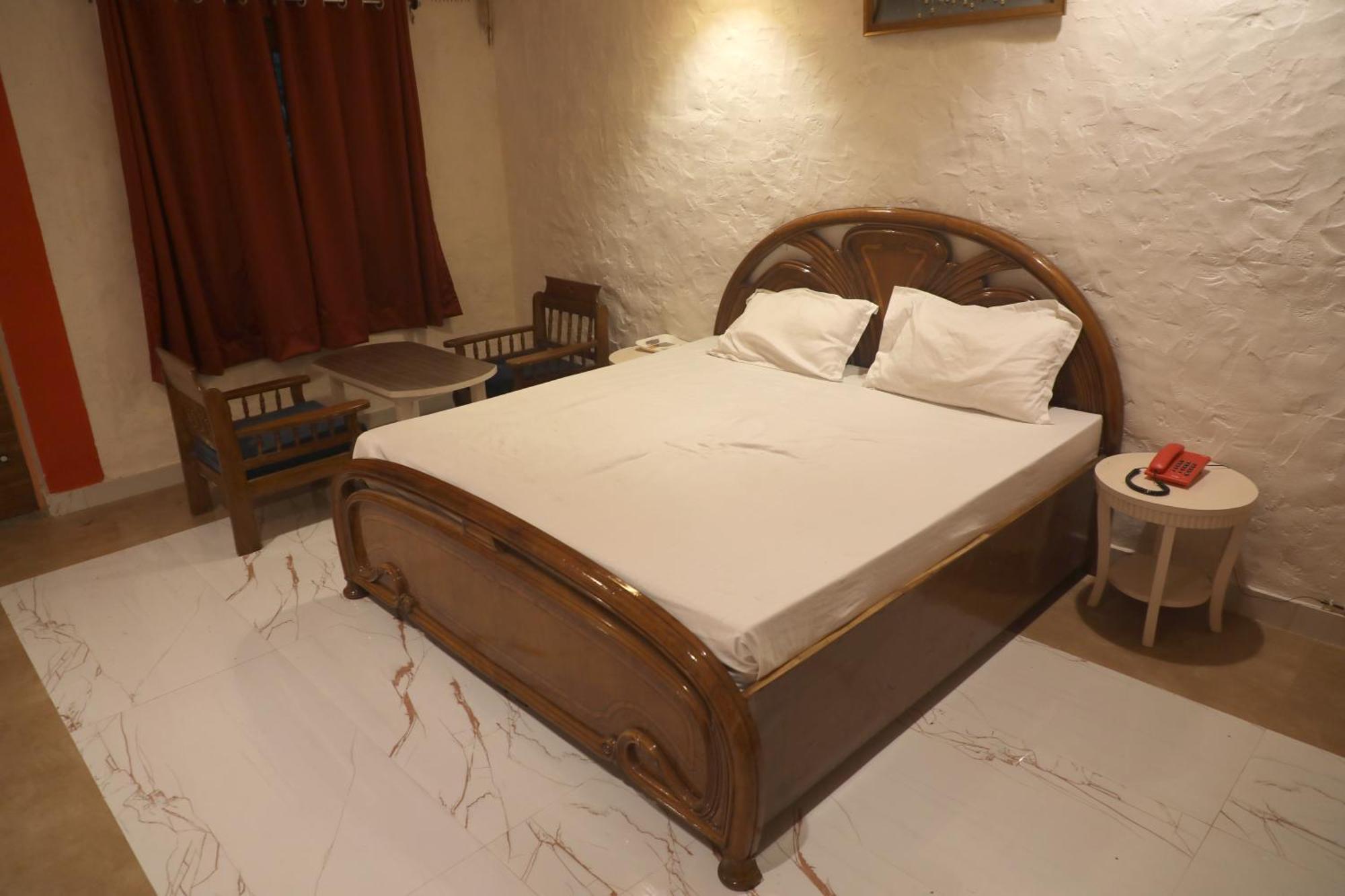 Wow Relish Hotel อัลวาร์ ภายนอก รูปภาพ